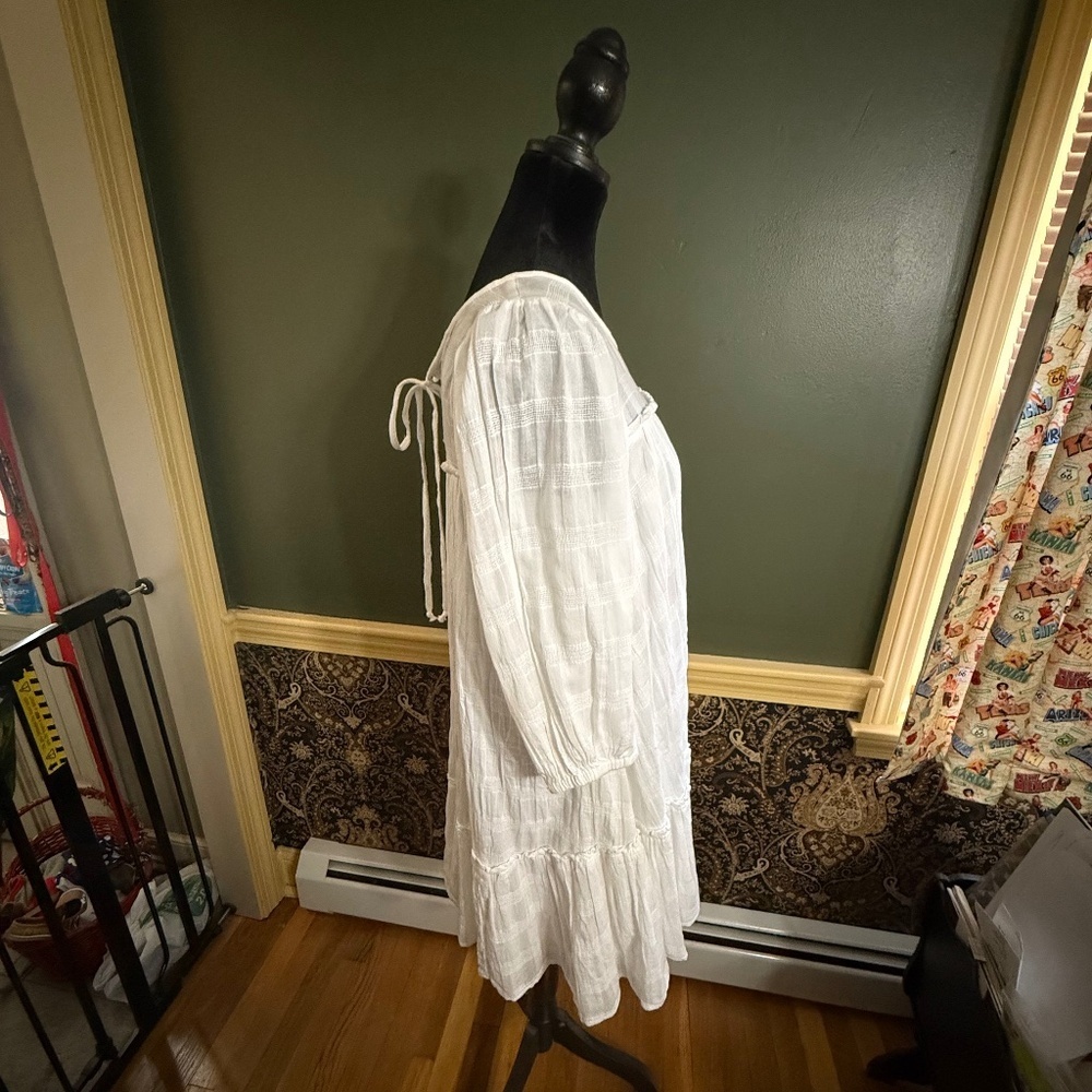 American Eagle Mini Babydoll dress in white size Xtra Small! NWT - Picture 2 of 5